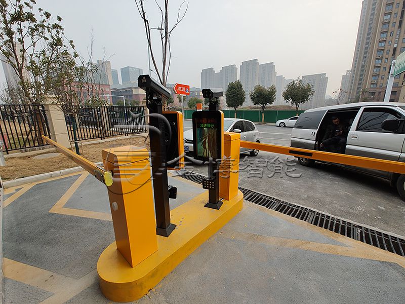 合肥西递小学车牌识别通道 (1).jpg